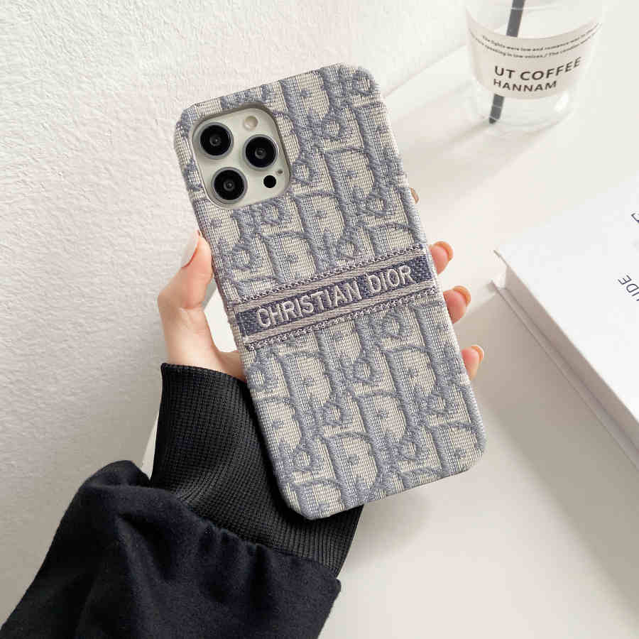 LUXURY LADY PHONE CASE FOR IPHONE